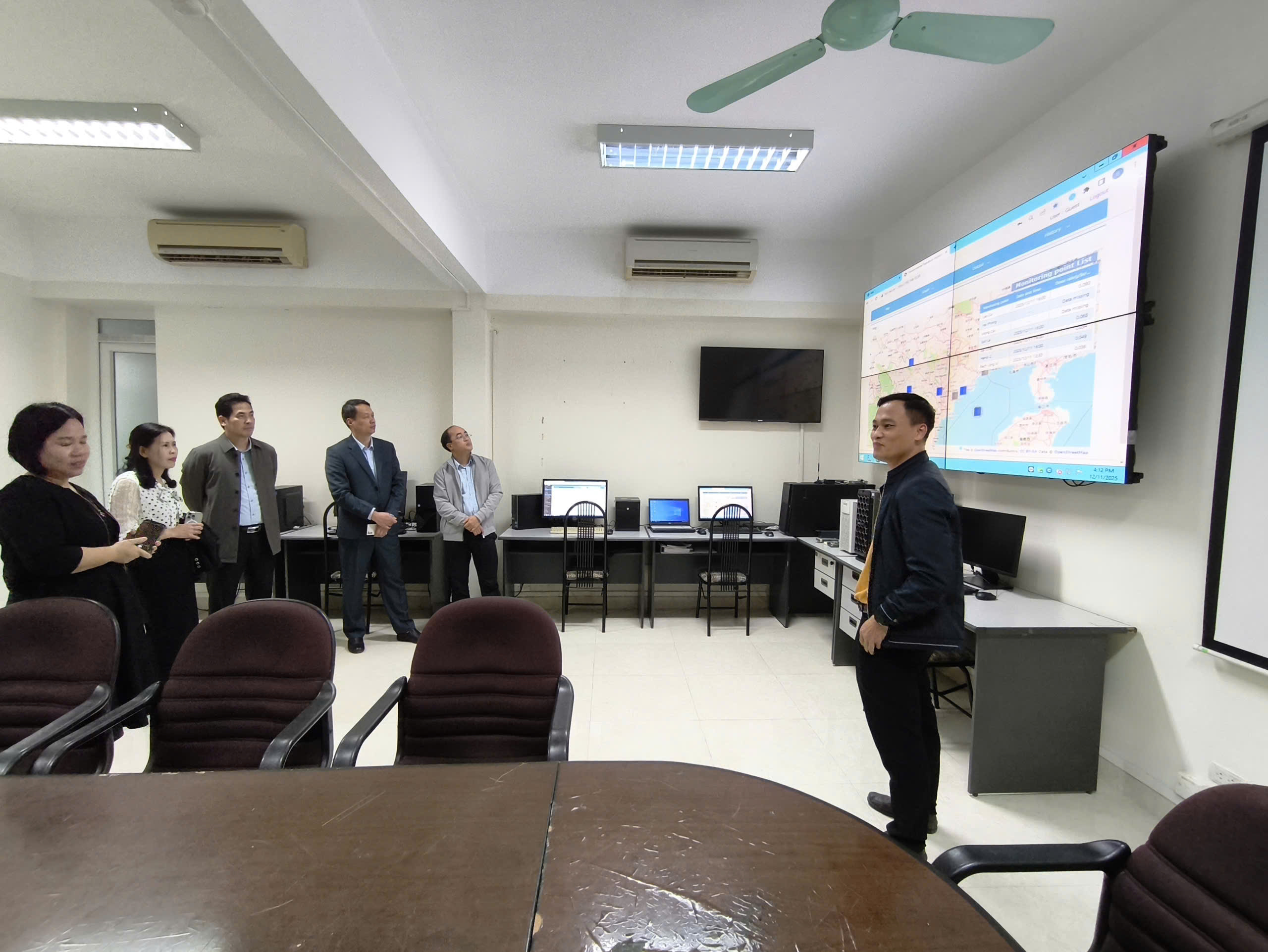 VAI TRÒ VÀ VỊ TRÍ CỦA MẠNG LƯỚI QUAN TRẮC  VÀ CẢNH BÁO PHÓNG XẠ MÔI TRƯỜNG QUỐC GIA